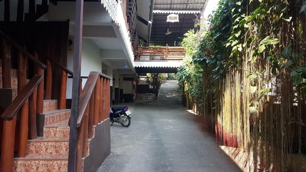 Hotel Boondee House Mae Hong Son Exterior foto